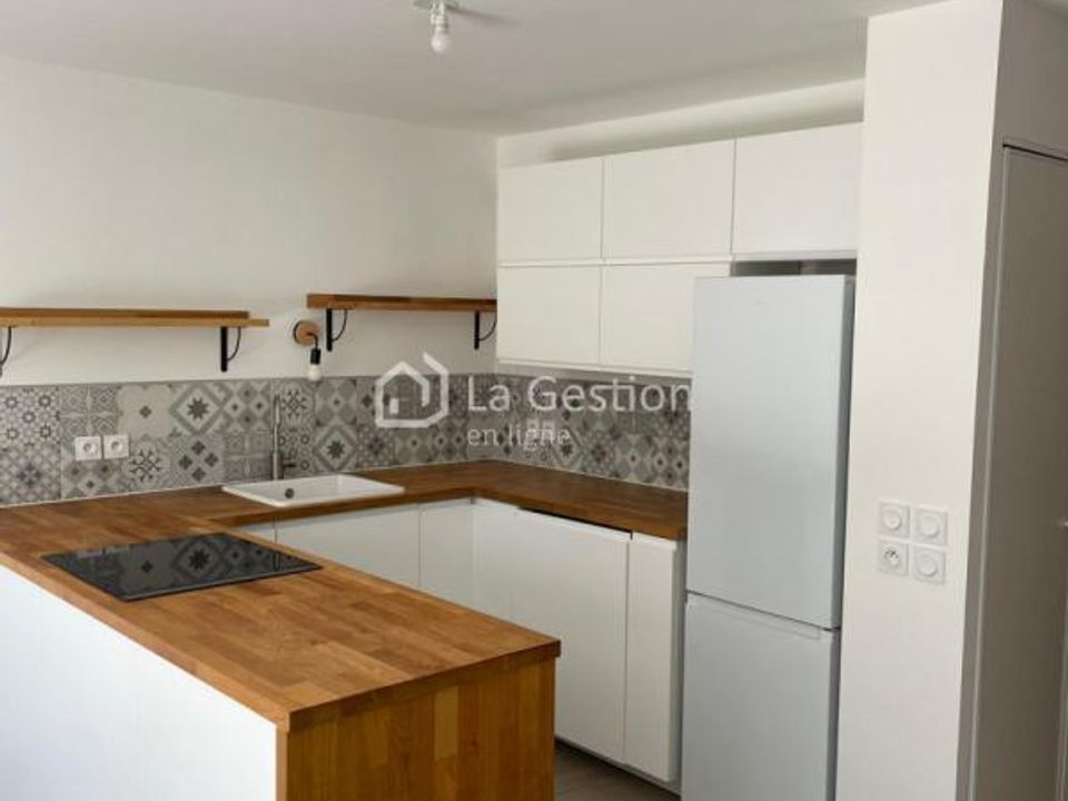 Villa in Meze, Herault - photo 3
