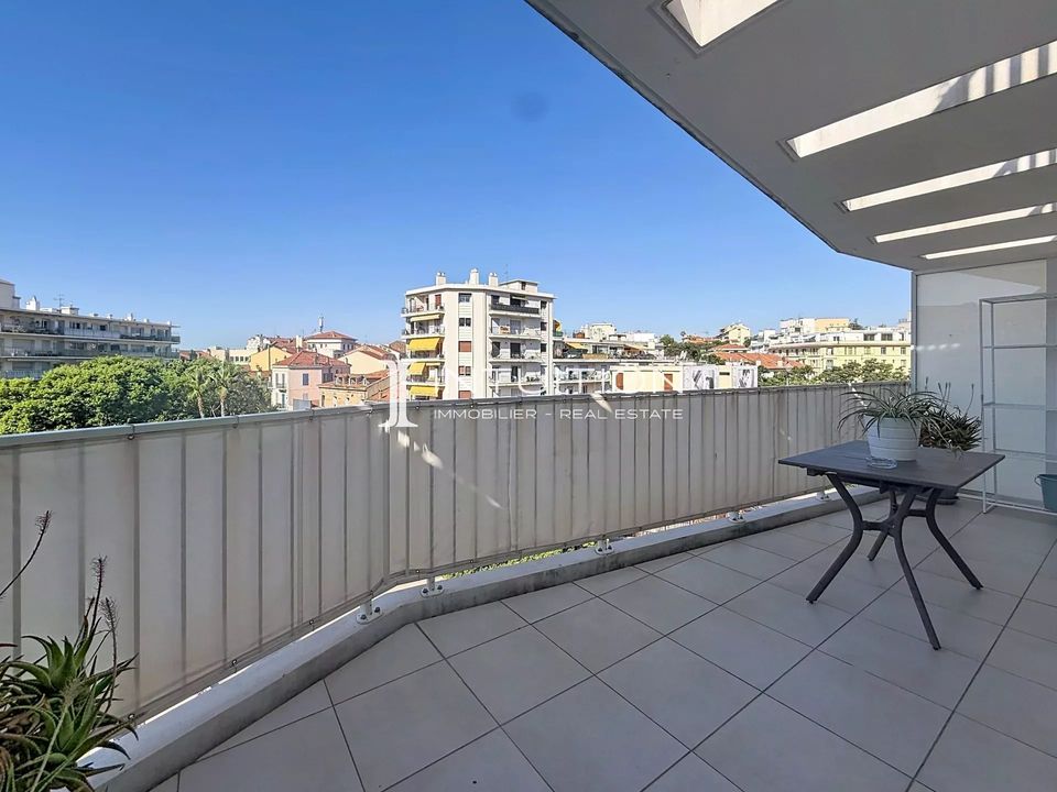 Apartment in Cannes, Alpes-Maritimes - photo 1