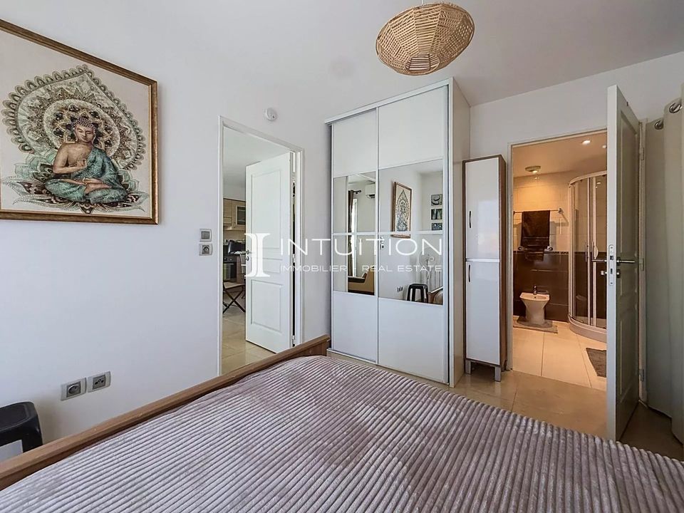 Apartment in Cannes, Alpes-Maritimes - photo 5