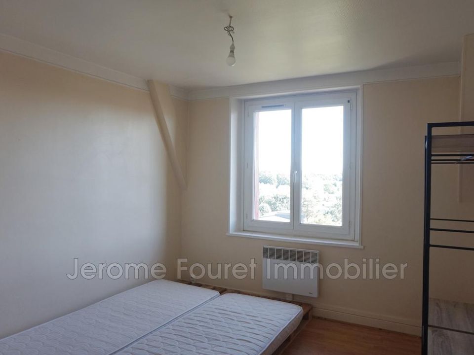 Apartment in Neuvic, Correze - photo 2