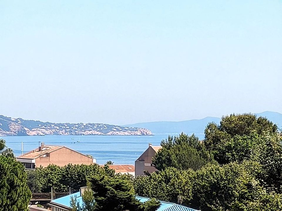 Lejlighed i La Ciotat, Bouches-du-Rhone - foto 1