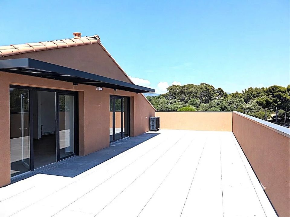 Lejlighed i La Ciotat, Bouches-du-Rhone - foto 3
