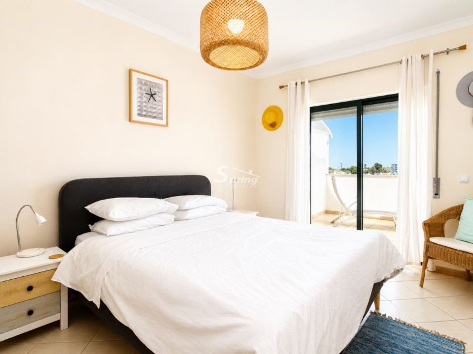 Apartment in Alvor, Faro - photo 4
