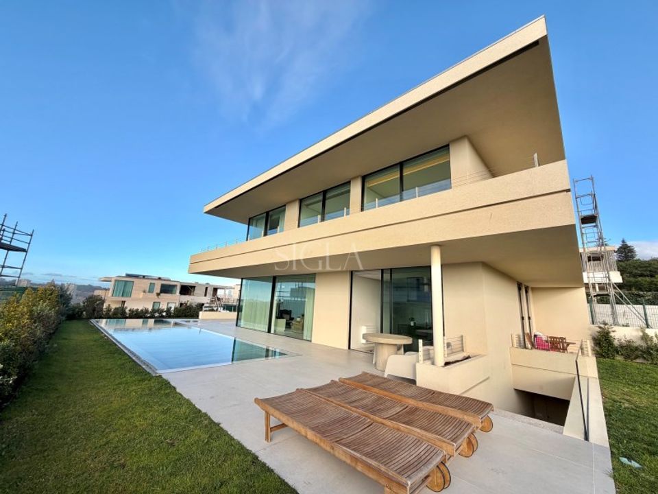 Villa in Canidelo, Porto - photo 2