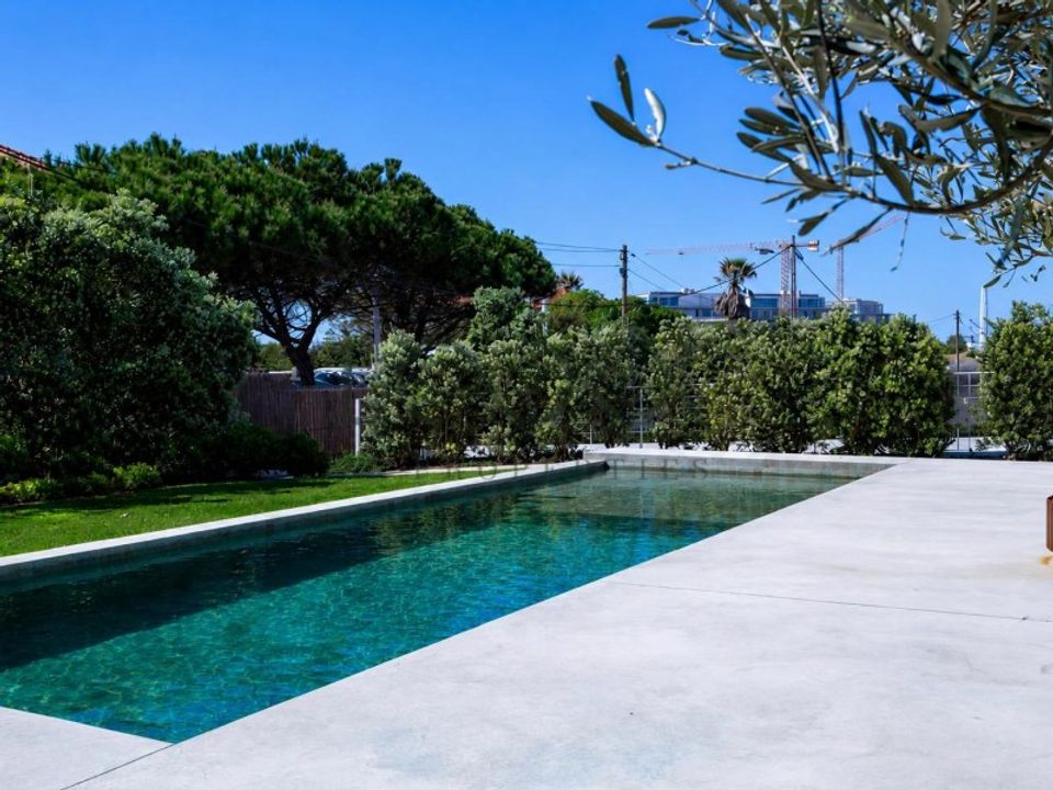 Villa in Carcavelos, Lisbon - photo 2