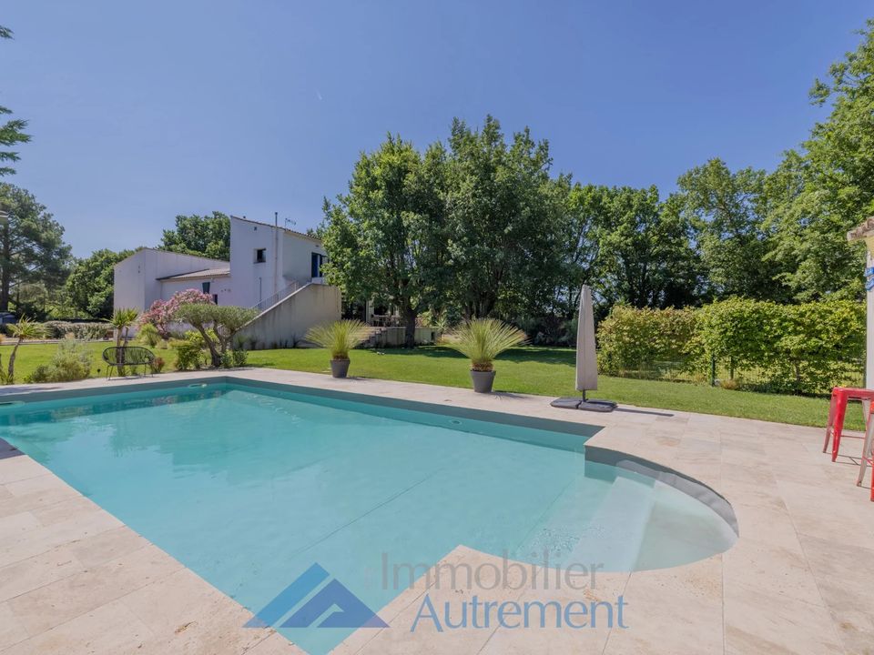 Villa i Puyricard, Bouches-du-Rhone - foto 1