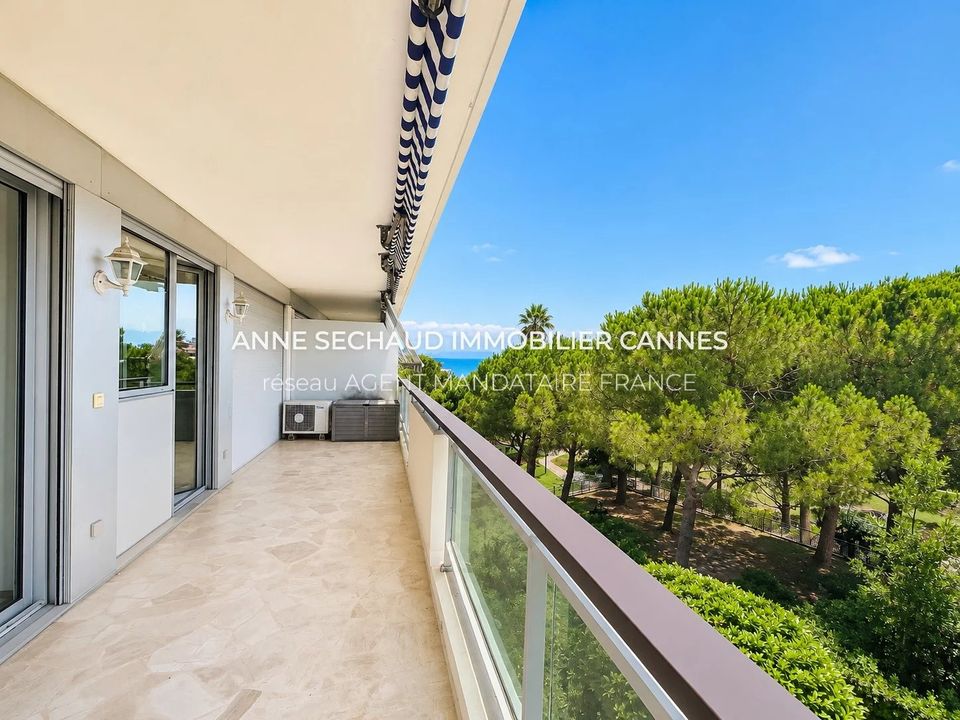Lejlighed i Cannes-la-Bocca, Alpes-Maritimes - foto 1