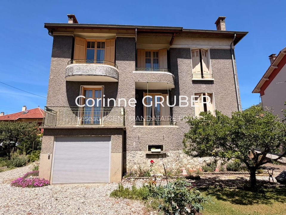Casa unifamiliar a Digne-les-Bains, Alpes-de-Haute-Provence - foto 1