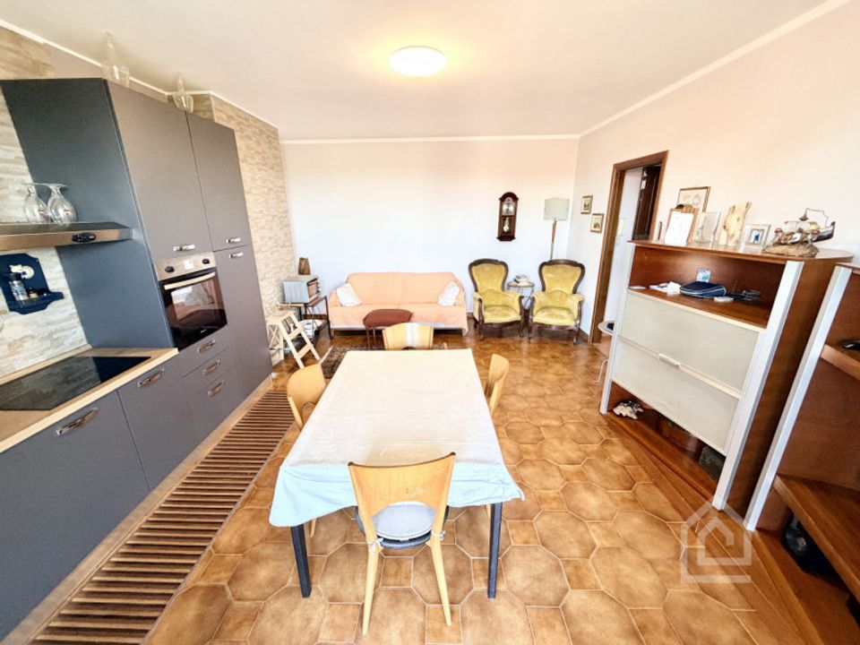 Apartamento en Lauriano, Turin - foto 2