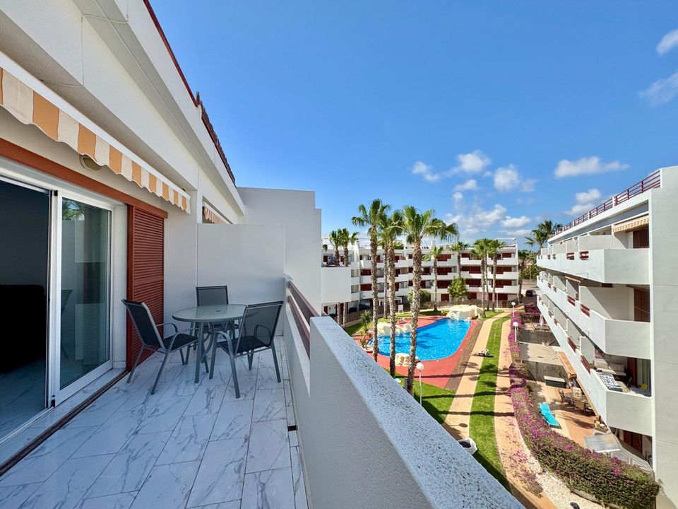 Lejlighed i Punta Prima, Alicante - foto 1