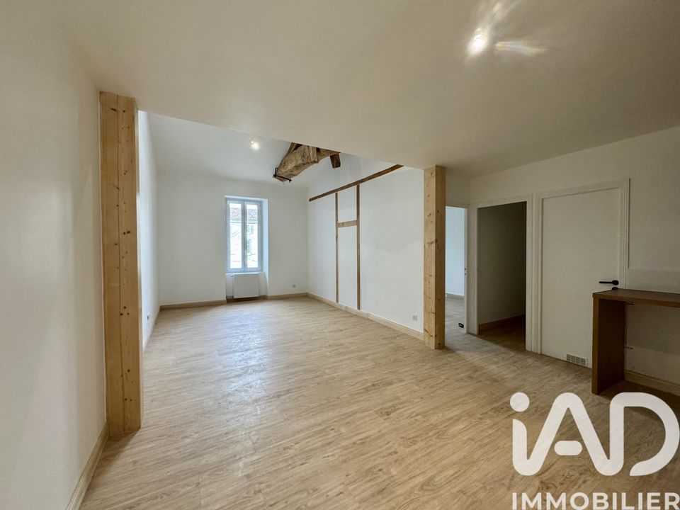 Lejlighed i Barbezieux-Saint-Hilaire, Charente - foto 1