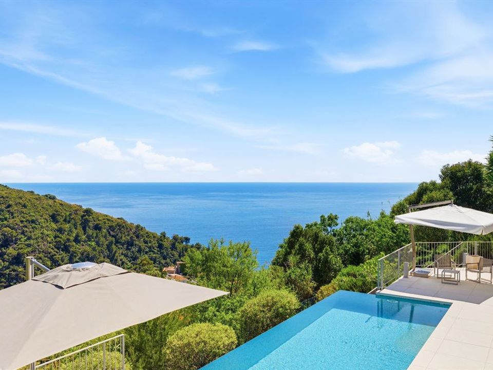 Villa i Eze, Alpes-Maritimes - bilde 1