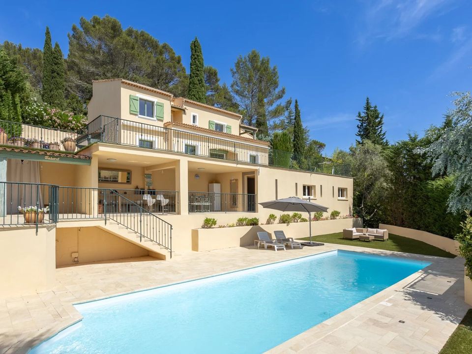 Villa i Mandelieu-la-Napoule, Alpes-Maritimes - foto 1