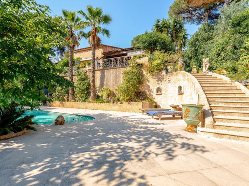 Villa a Sainte-Maxime, Var - foto 1