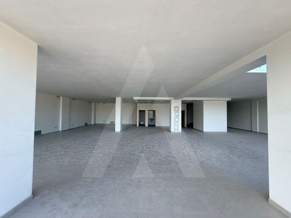 Erhvervsejendom i Aveiro, Aveiro - foto 2