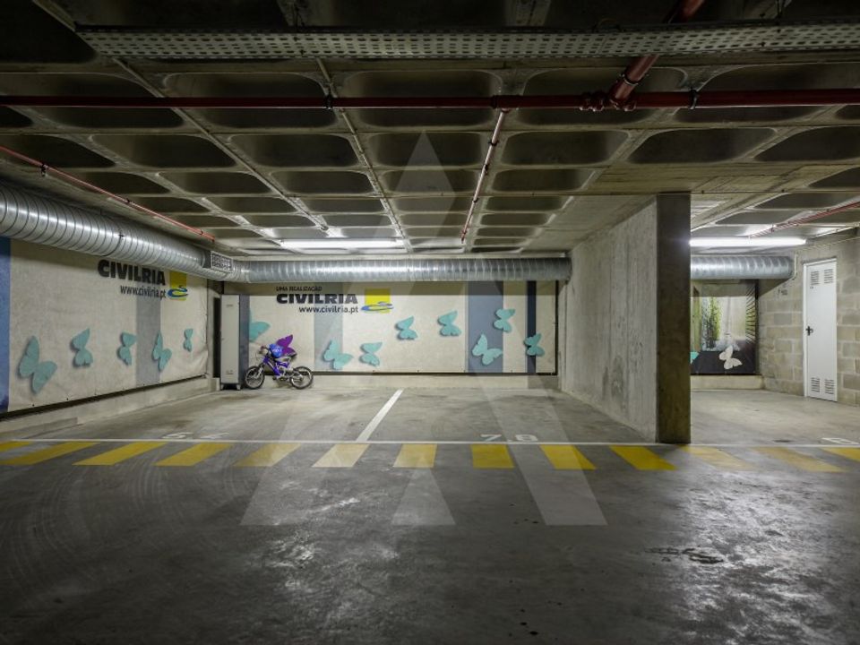 Parkeringsplads i Aveiro, Aveiro - foto 1