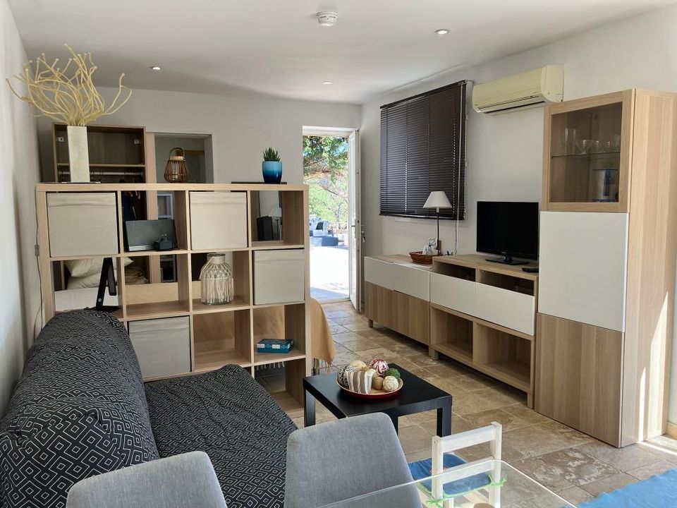 Studio in Saint-Raphaël, Var - photo 2