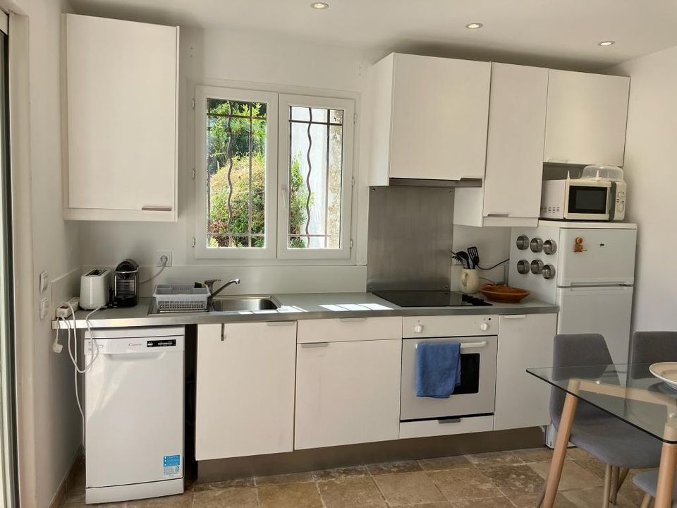 Studio in Saint-Raphaël, Var - photo 4