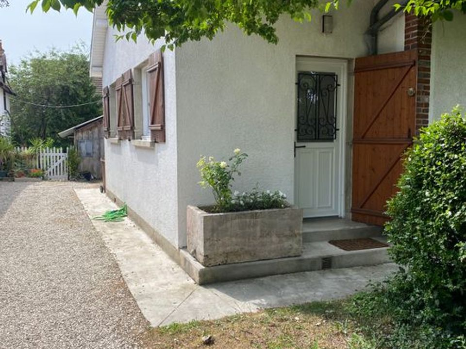 Studio i Saint-André-les-Vergers, Aube - bilde 1