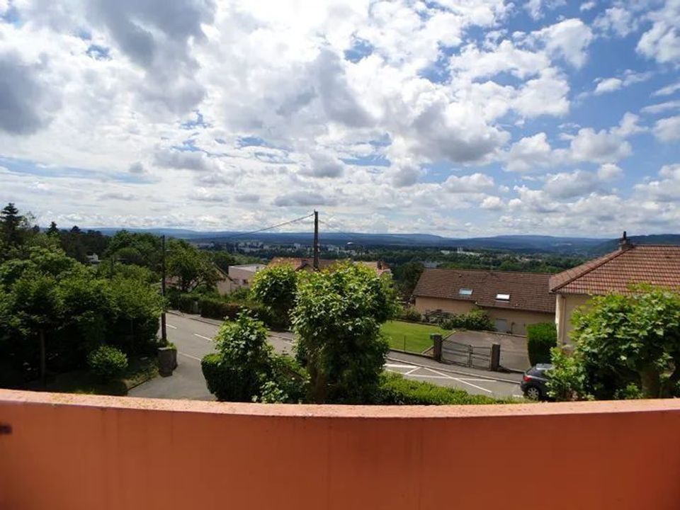 Apartamento em Montbeliard, Doubs - foto 2