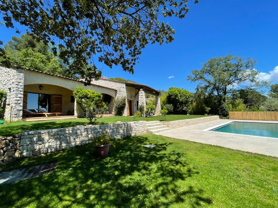 Villa i Tourrettes-sur-Loup, Alpes-Maritimes - bilde 1
