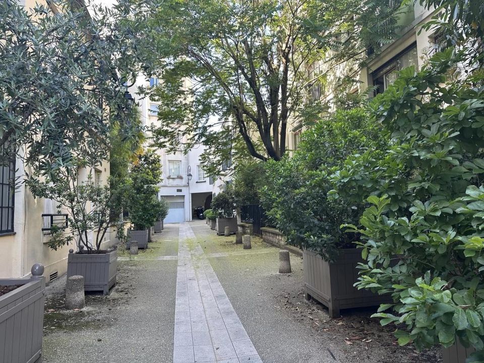 Erhvervsejendom i Neuilly-sur-Seine, Hauts-de-Seine - foto 2
