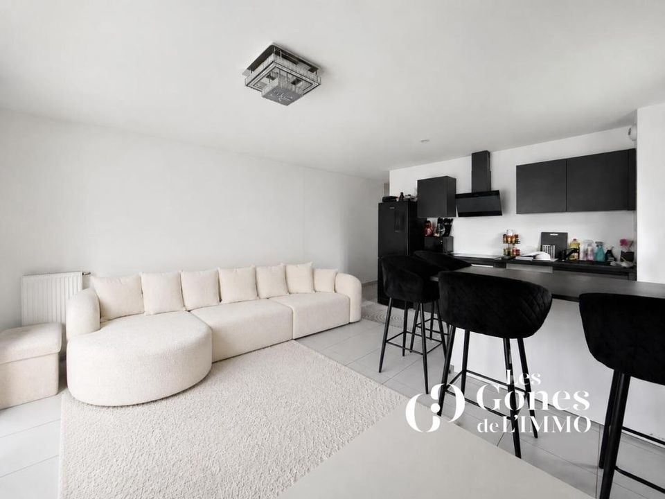Appartement in Saint-Priest, Rhone - foto 1