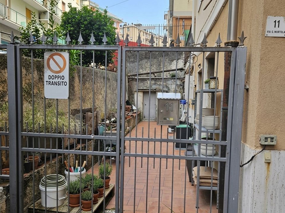 Propiedad comercial en Genoa, Genoa - foto 4