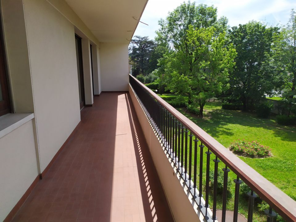 Studio in Bron, Rhone - photo 2