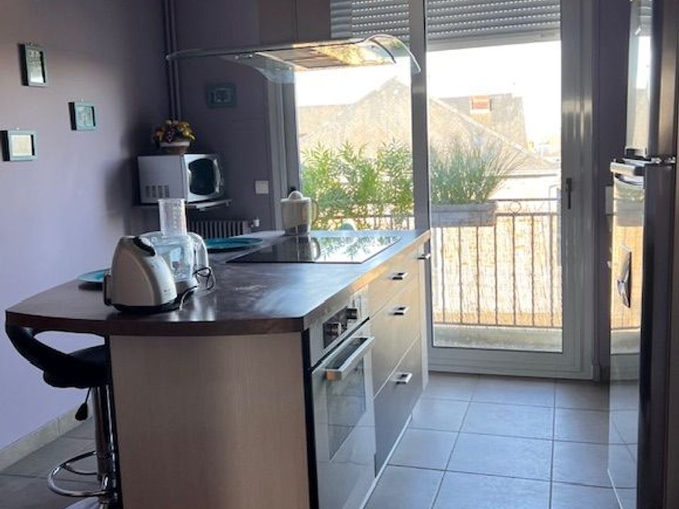 Apartment in Limoges, Haute-Vienne - photo 2