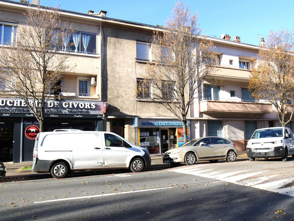 Lejlighed i Givors, Rhone - foto 1