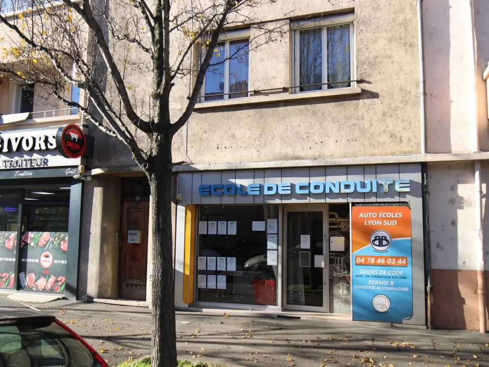 Lejlighed i Givors, Rhone - foto 2