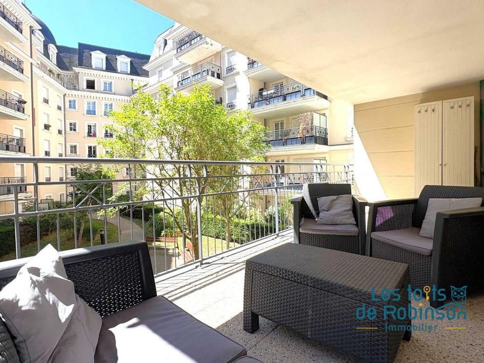 Lejlighed i Le Plessis-Robinson, Hauts-de-Seine - foto 1