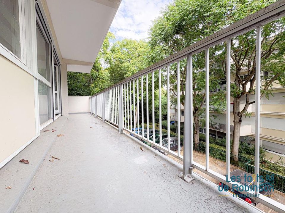 Lejlighed i Le Plessis-Robinson, Hauts-de-Seine - foto 1