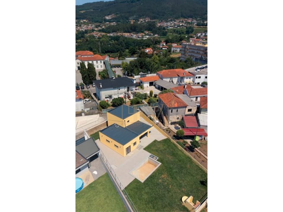 Villa i Santo Tirso, Porto - bilde 1