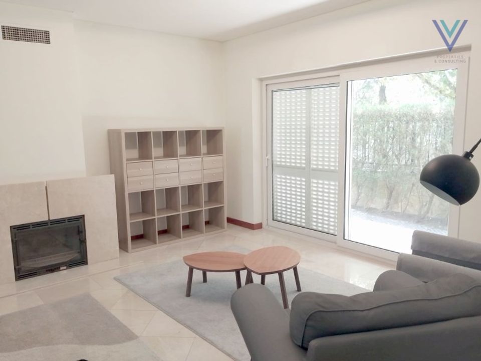 Villa a Rio de Mouro-Estacao, Lisbon - foto 3