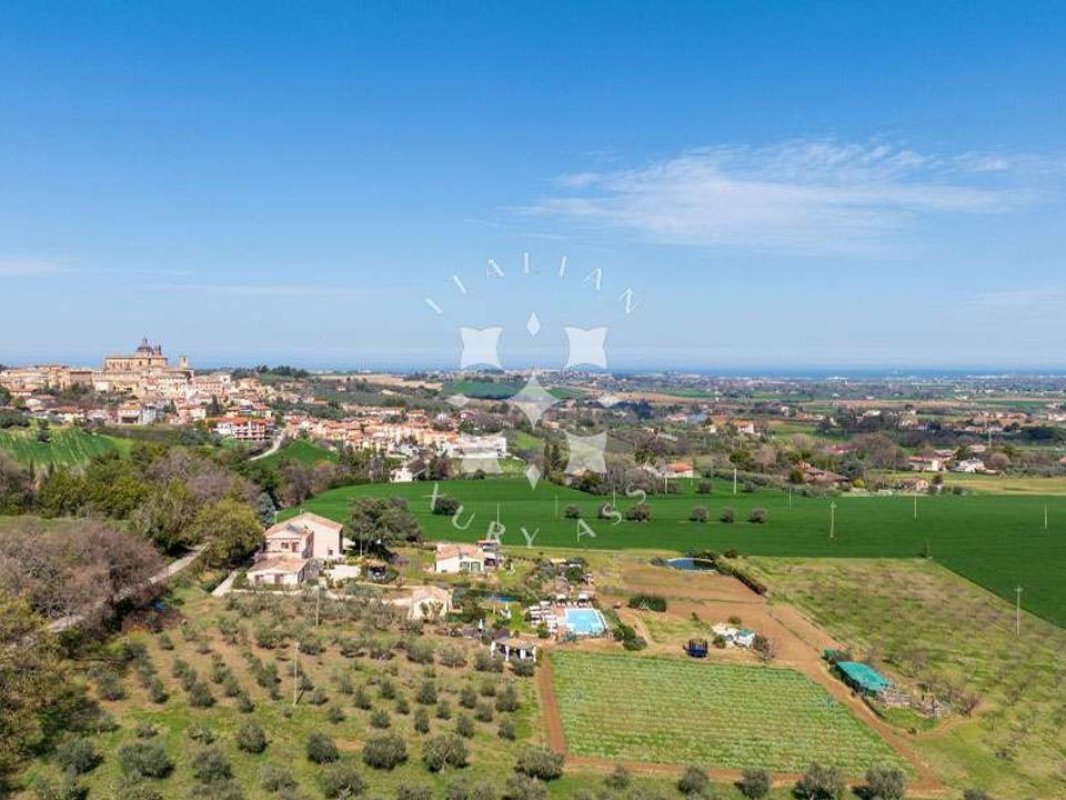 Landhuis in Monte San Vito, Ancona - foto 3