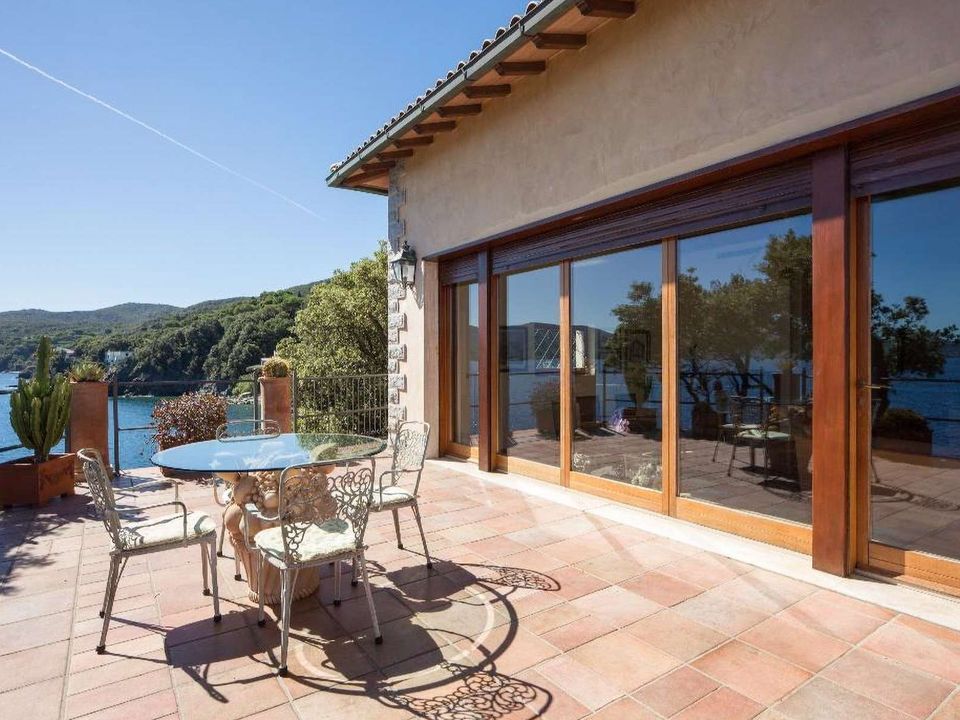 Villa i Marciana Marina, Livorno - foto 1