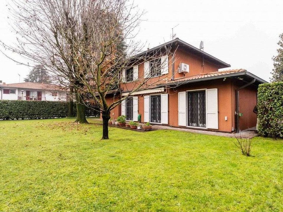Villa i Assago, Milan - foto 1