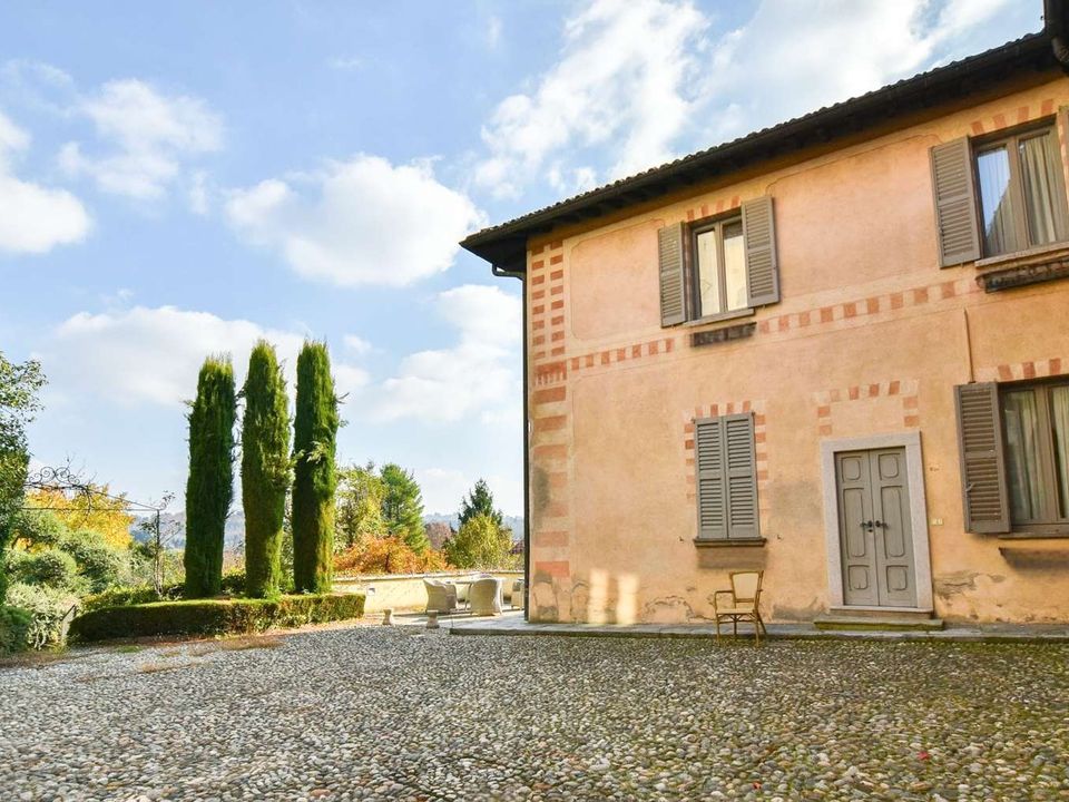 Villa em Azzate, Varese - foto 3