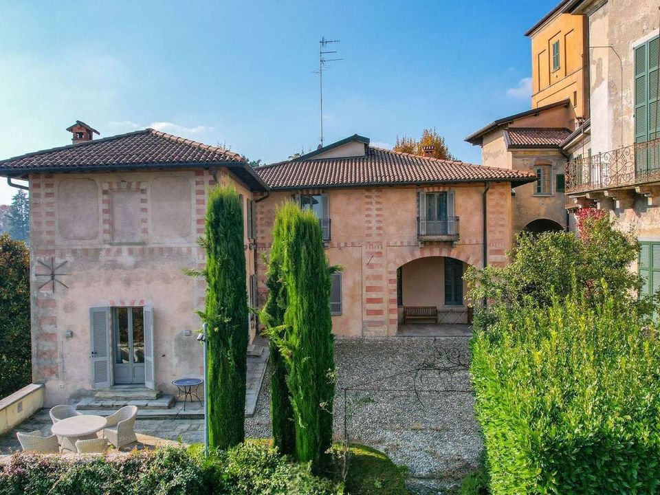 Villa em Azzate, Varese - foto 4