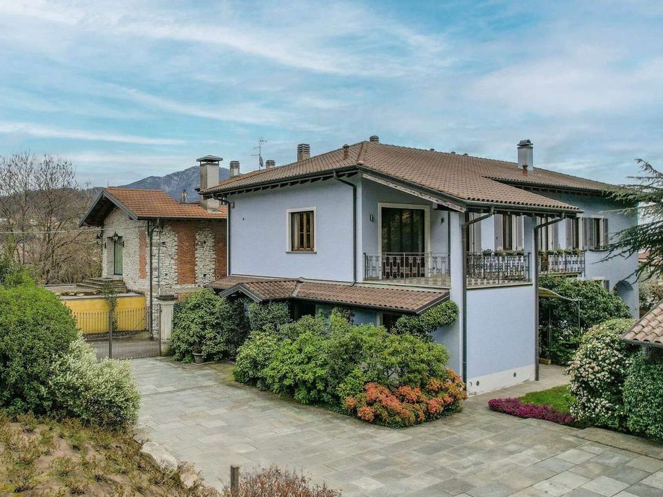 Villa i Caravate, Varese - foto 1