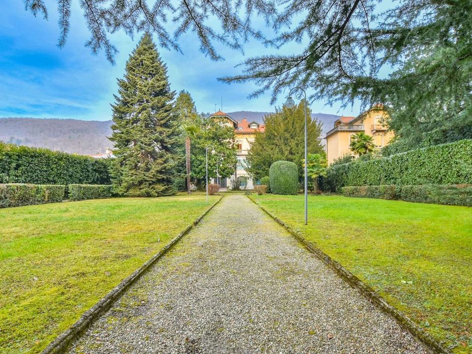 Villa a Gavirate, Varese - foto 3