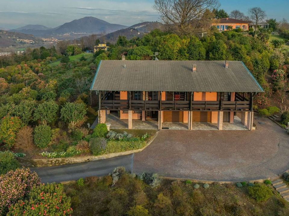 Villa i Laveno-Mombello, Varese - foto 3