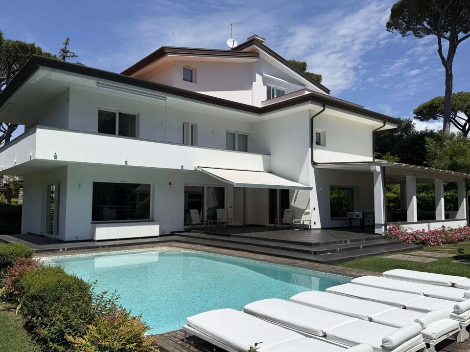 Villa a Pietrasanta, Lucca - foto 1