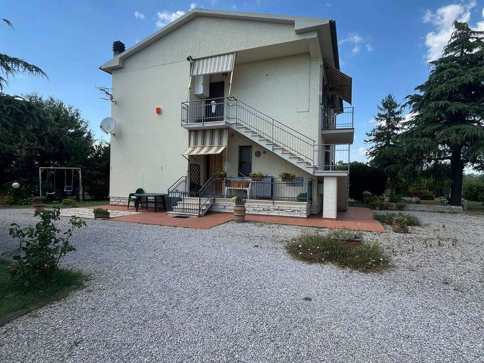 Lejlighed i Roccastrada, Grosseto - foto 2