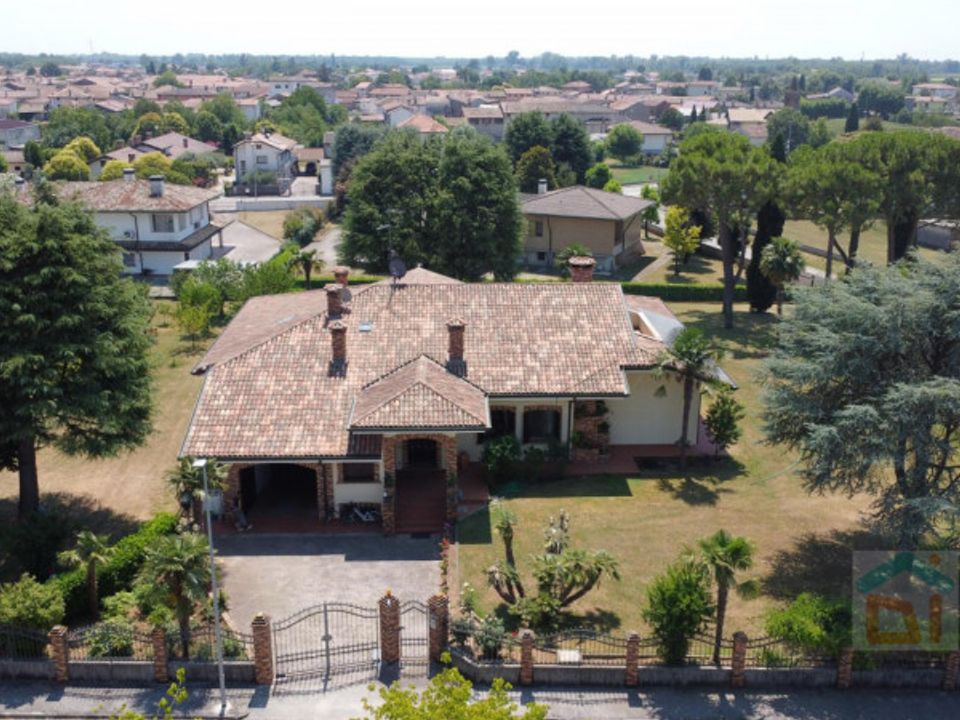 Villa i Castions di Strada, Udine - foto 1