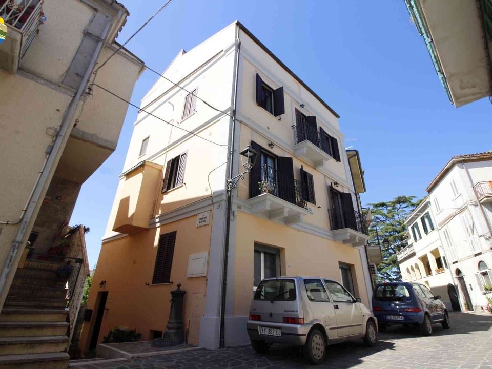 Stadthaus in Castilenti, Teramo - Foto 2