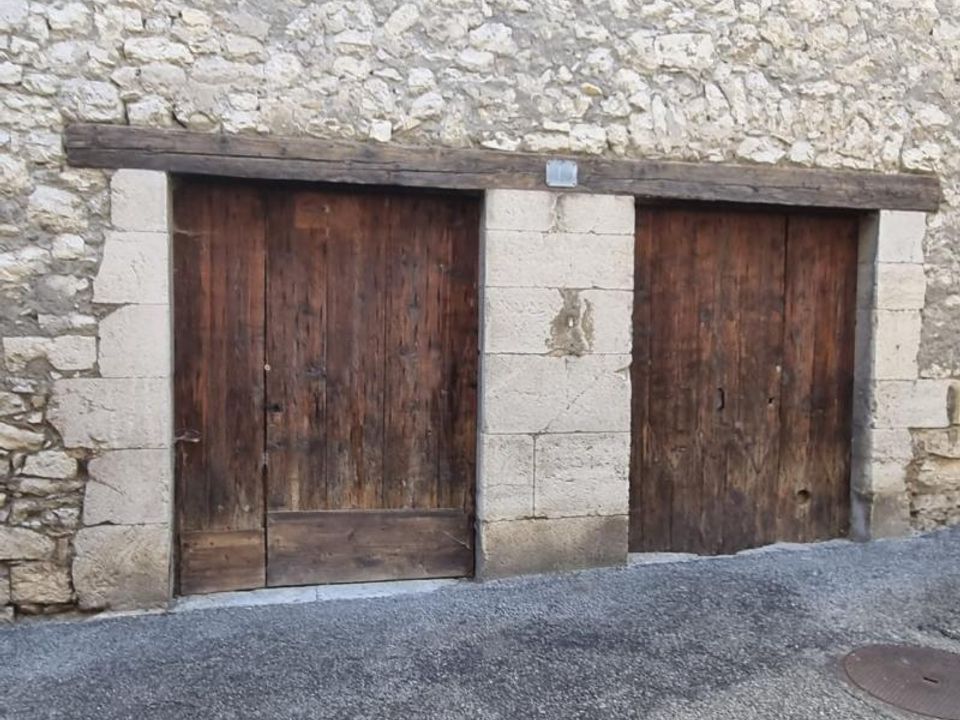 Erhvervsejendom i Sisteron, Alpes-de-Haute-Provence - foto 2