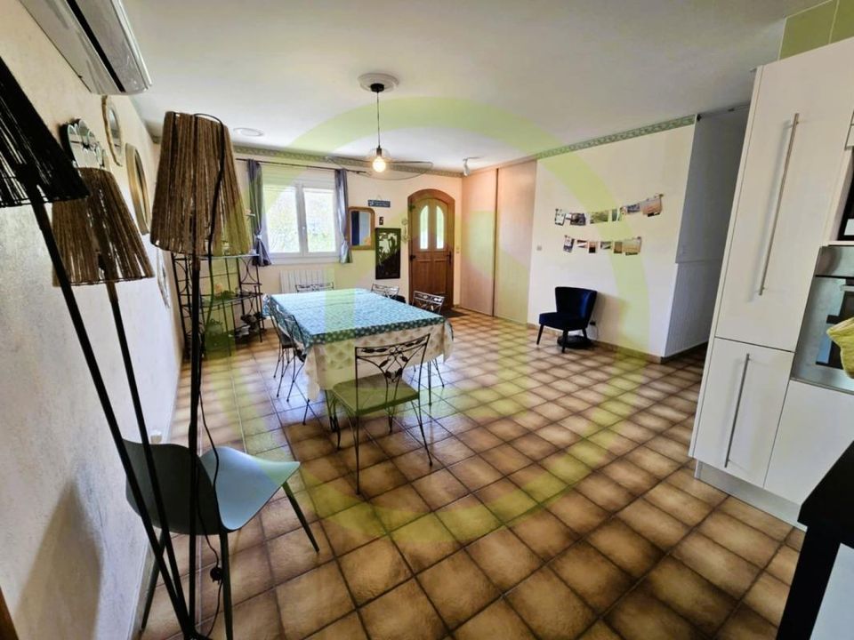 Villa en Saint-Bonnet-Sur-Gironde, Charente-Maritime - foto 3